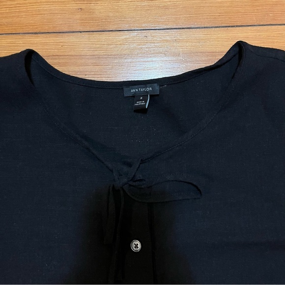 Ann Taylor blouse - Picture 2 of 3